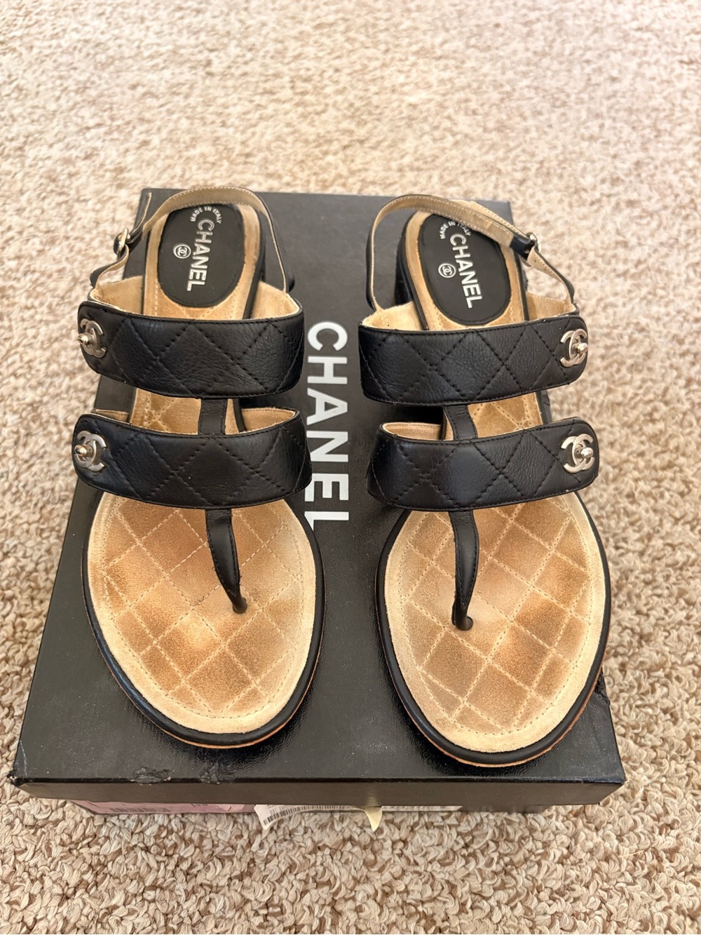 CHANEL Black Quilted Leather Toe-Post Sandals with CC Hardware